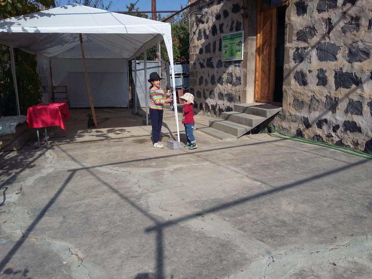 Shushan Guest House Yeghegnadzor Exterior foto